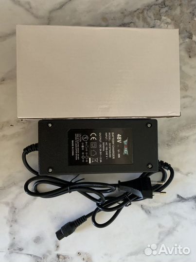 Зарядное устройство для электросамоката 48v