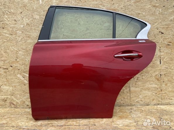 Задняя левая дверь Инфинити ку 50
