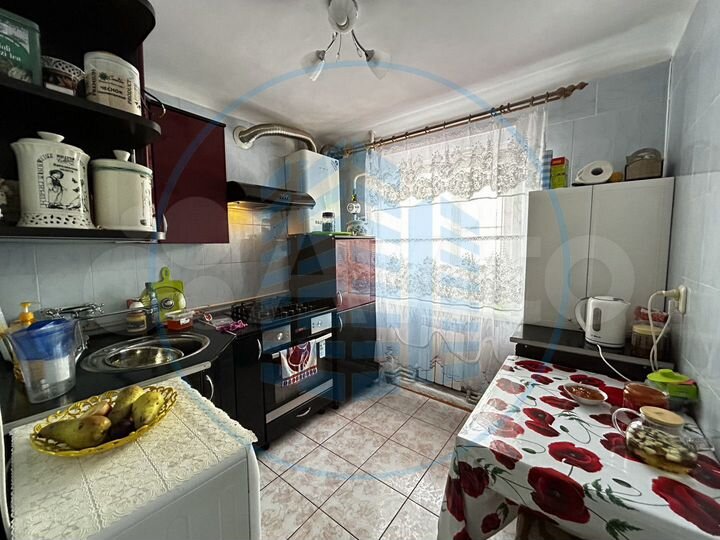 2-к. квартира, 40,8 м², 1/3 эт.