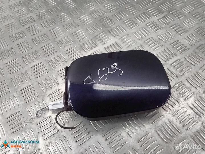 Лючок топливного бака Mercedes-Benz C-Класс