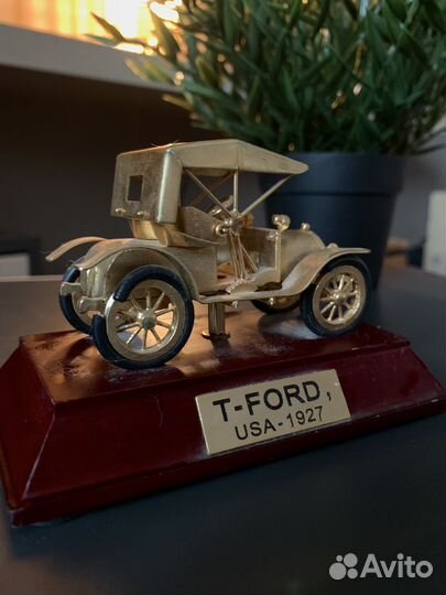 Модель машины