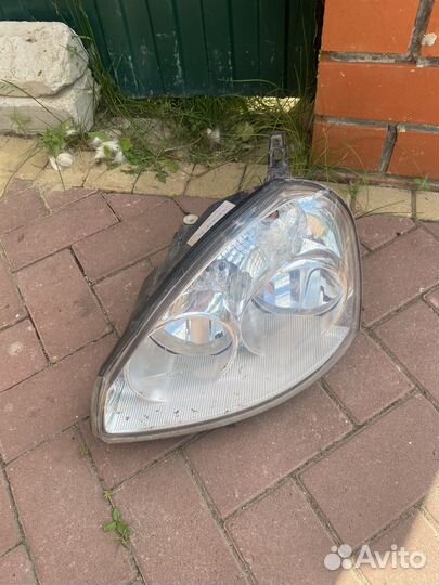 Фара приора левая