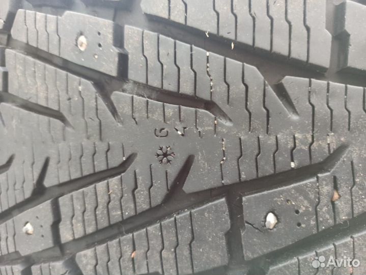 Nokian Tyres Hakkapeliitta 7 285/60 R18 116R