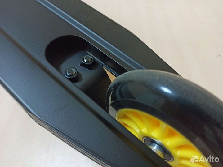 Трюковой самокат Tech Team Vespa XL Жёлтый