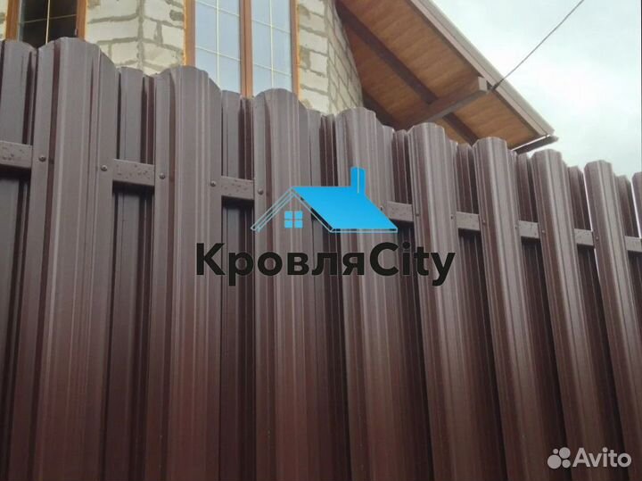 Металлический штакетник для забора