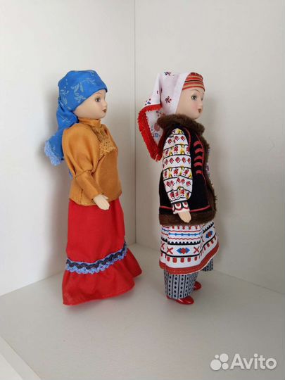 Коллекционная кукла керамика в национальн. костюме