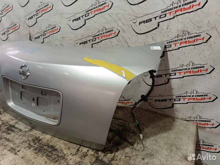 Крышка багажника nissan primera HP12 QP12 RP12 TNP12 TP12 H4300AU0AA серебро, KY0 QE172