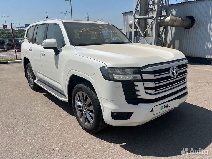 Toyota Land Cruiser 4.0 AT, 2022, 24 км