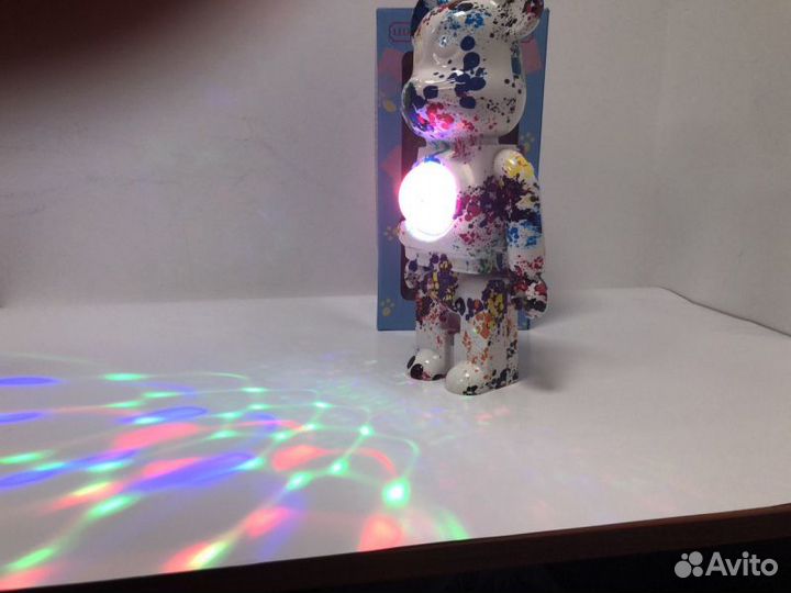 Музыкальная колонка со светомузыкой (блютуз)