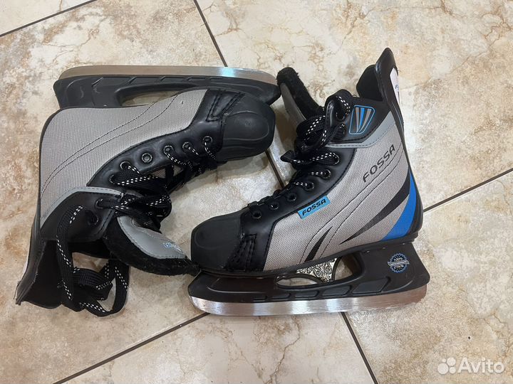 Коньки хоккейные размер 40