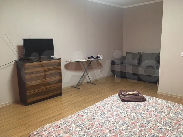 1-к. квартира, 42 м², 7/9 эт.