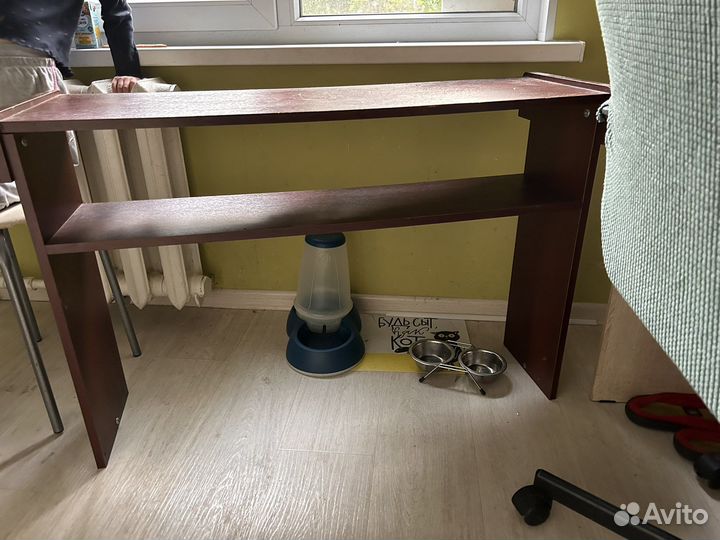 Стол под тв