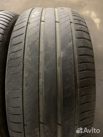 Michelin Primacy 4 235/55 R17