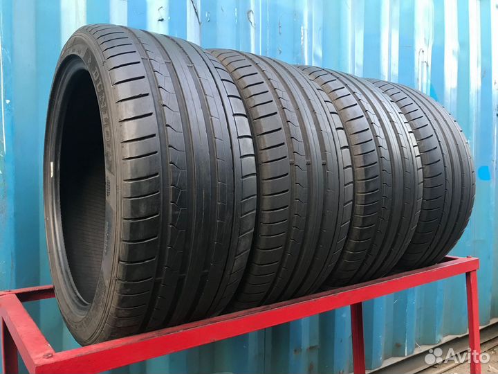 Dunlop SP Sport Maxx GT 255/40 R19 105T