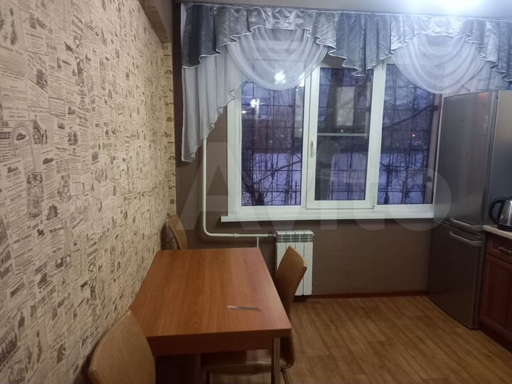 2-к. квартира, 48 м², 2/5 эт.