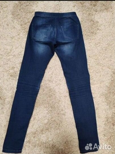 Джинсы женские