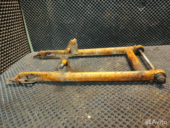 Маятник на мопед карпаты