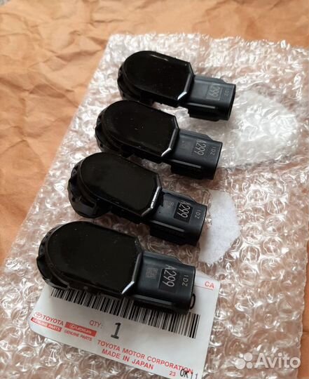 Датчик парковки парктроник Toyota Lexus Оригинал