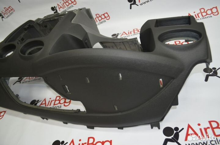 Торпедо панель приборов Ford Focus 2 2005-2011