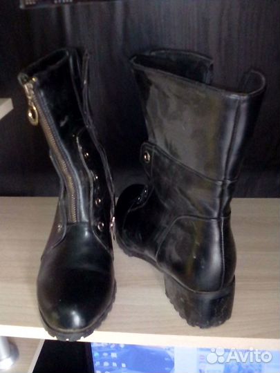 Женские ботинки