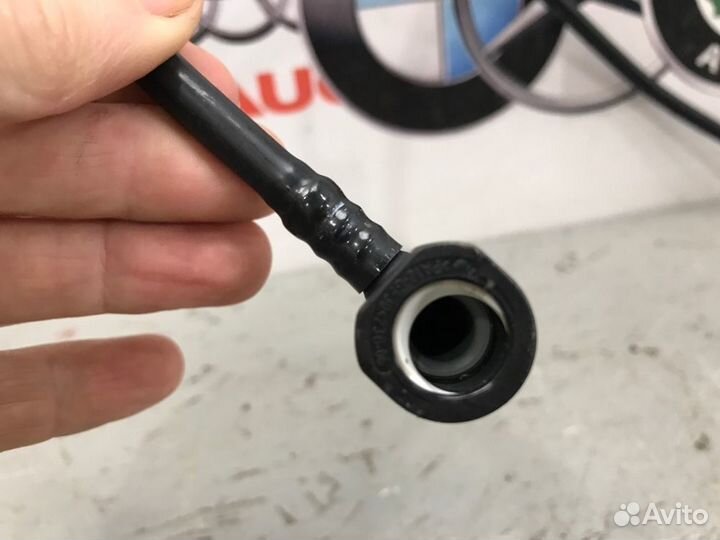 Трубка топливная Audi A5 8T cdnc 2011