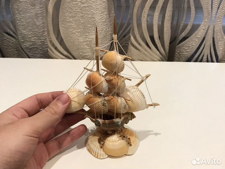 Статуэтка Корабля из ракушек