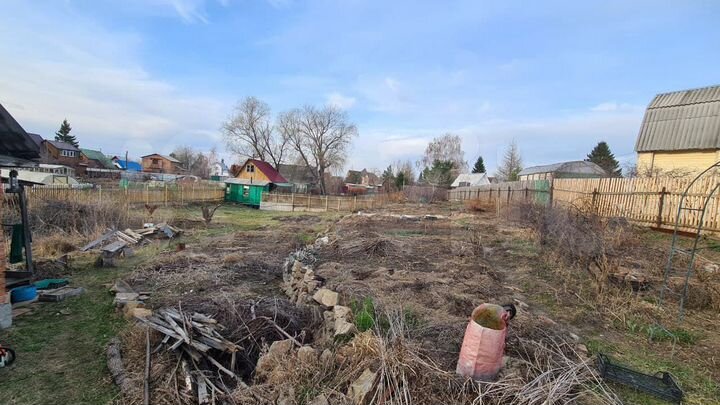 Дача 20 м² на участке 12 сот.