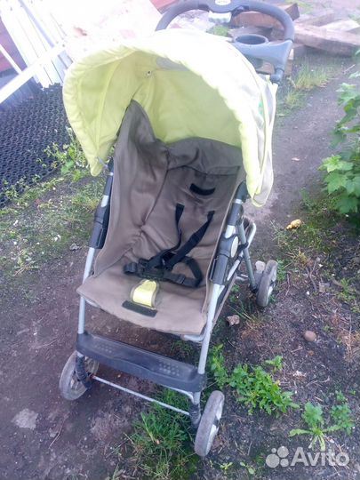Прогулочная коляска
