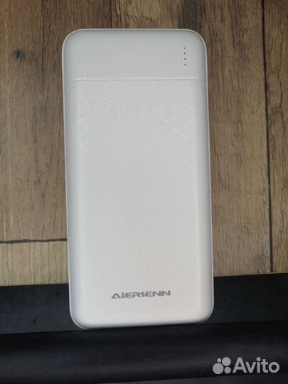 Power bank aiersenn AD200