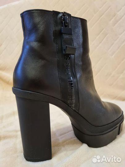 Полусапоги женские, ботильоны Felicita