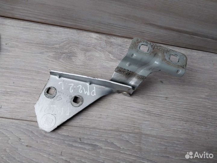 Петли капота Renault Megan 2