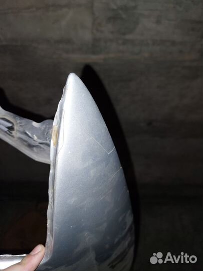 Toyota carina Е крыло