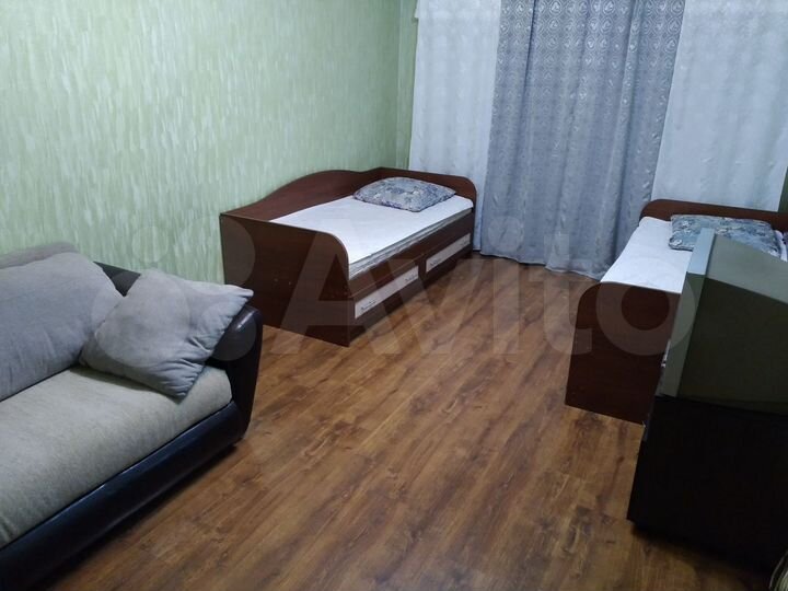 2-к. квартира, 65 м², 2/5 эт.