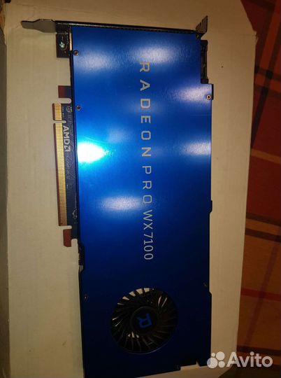 Видеокарта AMD Radeon Pro WX 7100 8GB