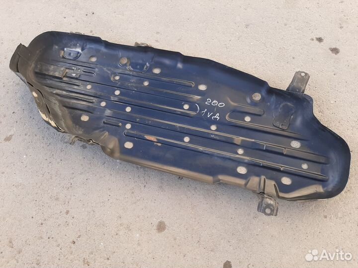 Защита топливного бака land Cruiser 200 дизель 4,5