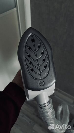 Отпариватель для одежды polaris