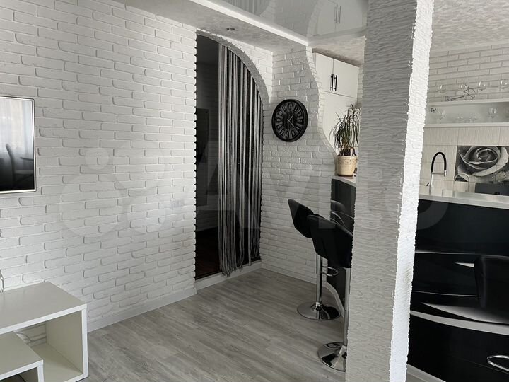 2-к. квартира, 75 м², 1/2 эт.