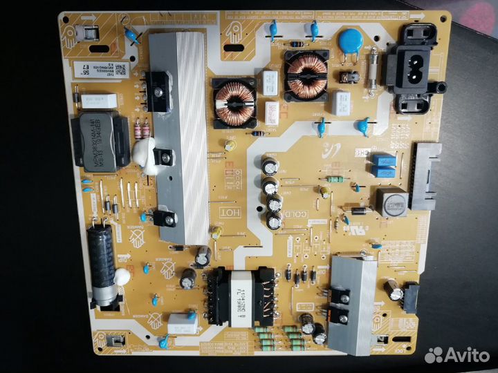 Main плата BN94-14197L от тв Samsung UE55RU7120U