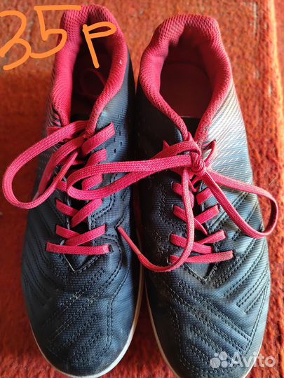 Футбольные бутсы и футзалки