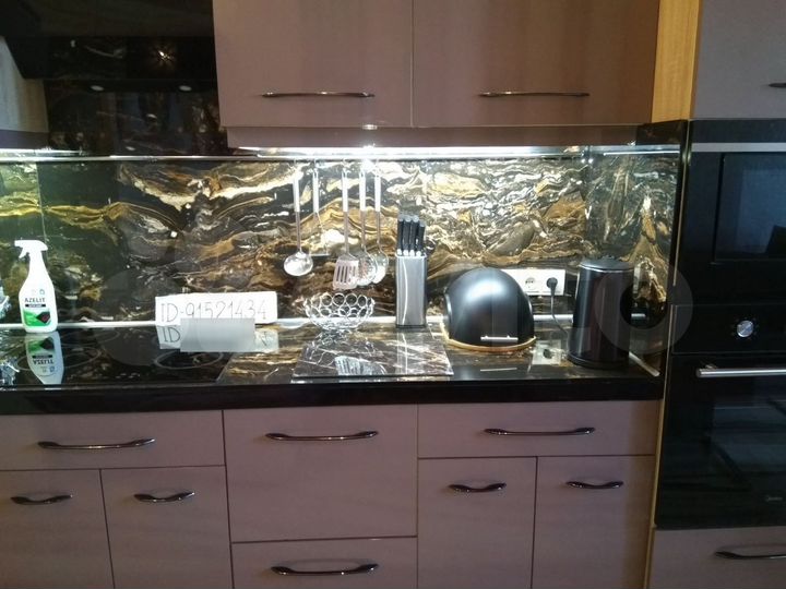 2-к. квартира, 52 м², 6/16 эт.