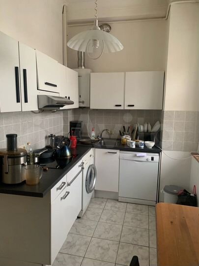 Комната 18 м² в 5-к., 9/9 эт.