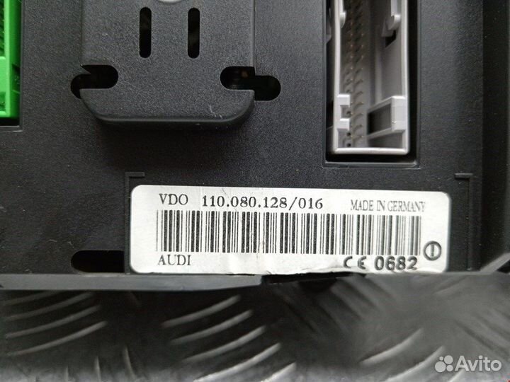 Панель приборная (щиток приборов) для Audi A6 C5