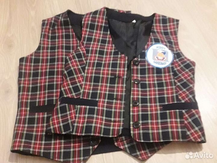 Жилет школьный