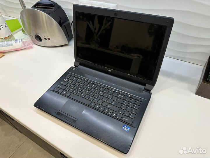 Ноутбук dns A35FE