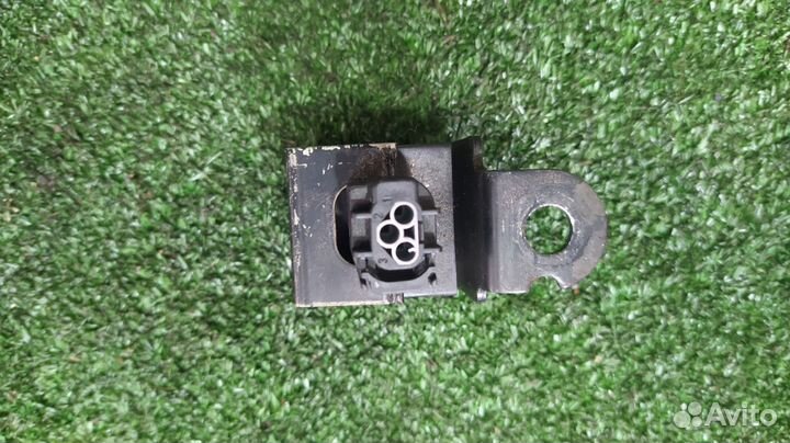 Датчик ускорения Volvo V70R B5254T4 2005