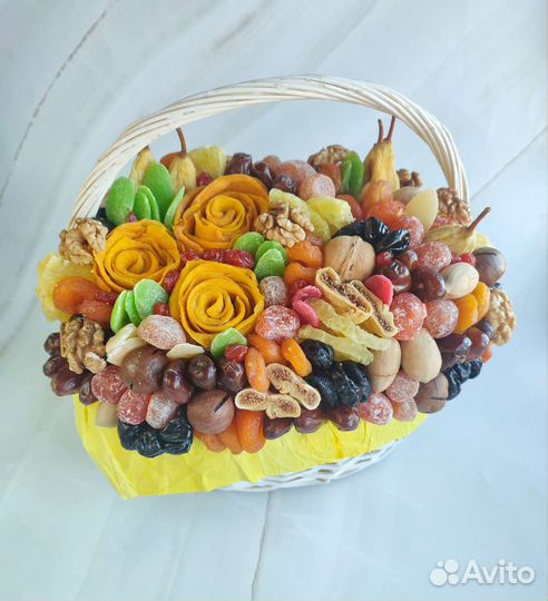 Букет из сухофруктов и орехов,бокс,корзинка
