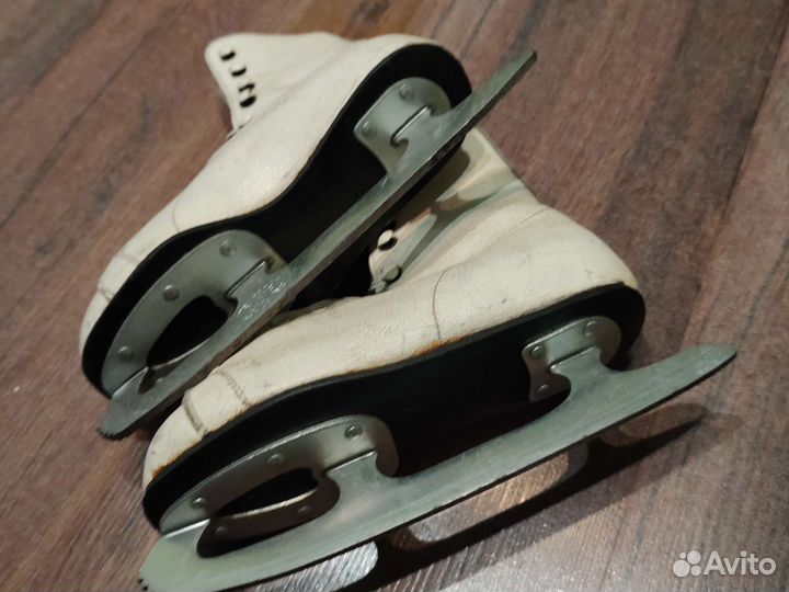 Коньки детские фигурные
