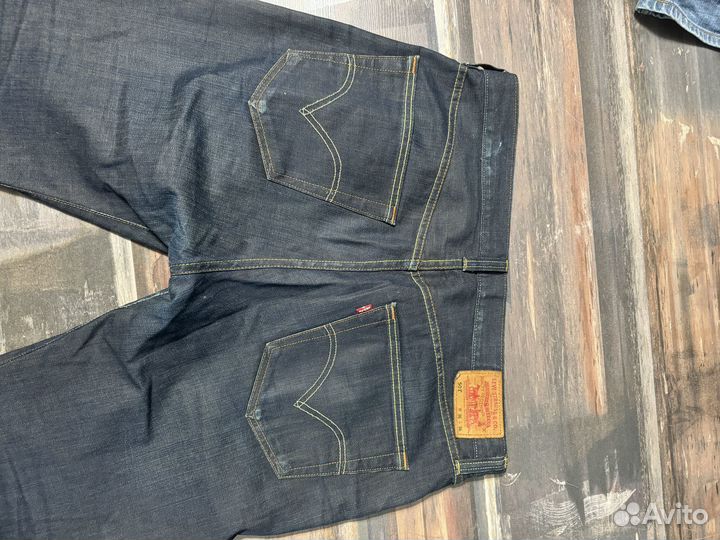 Джинсы levis