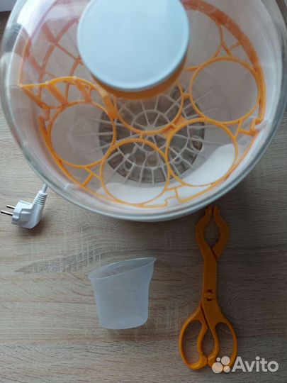 Стерилизатор для бутылочек maman