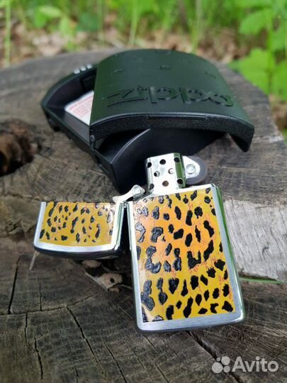 Zippo slim 1663 panter FUR